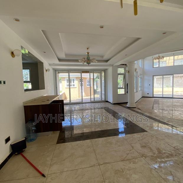 5bdrm House in Garden Estate, Roysambu for rent