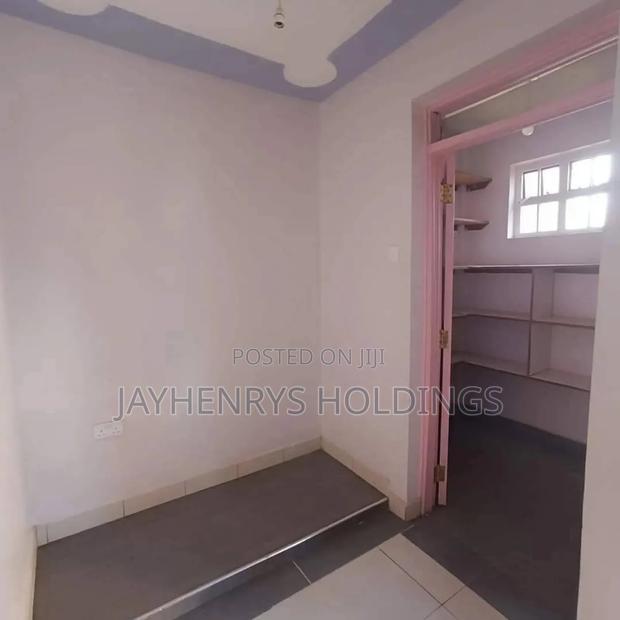5bdrm House in Membley Estate for sale