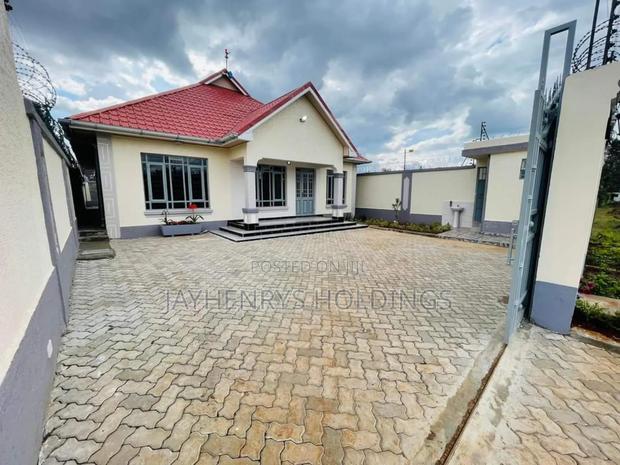 3bdrm Bungalow in Mugutha, Ruiru for sale