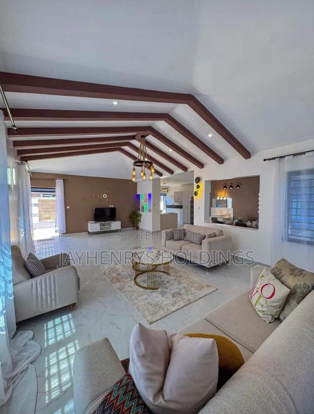 4bdrm Bungalow in Kwa Kairu for sale