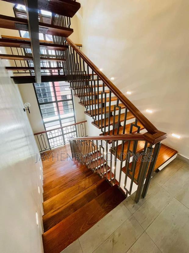 4bdrm Maisonette in Membley Estate for sale