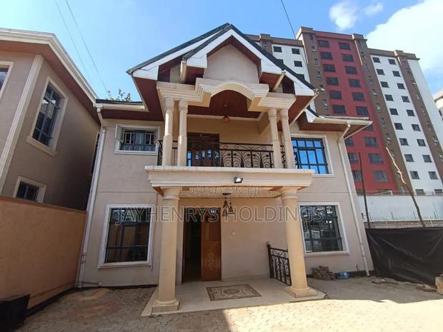 4bdrm House in Roysambu for rent