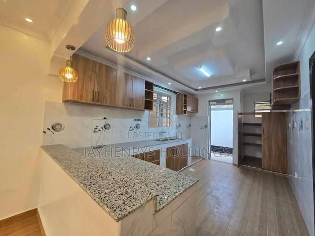 3bdrm Bungalow in Kimbo for sale