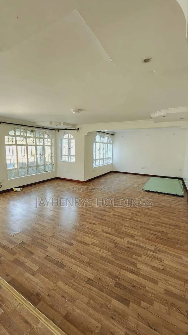 4bdrm House in Membley Estate for sale