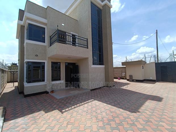 5bdrm House in Karuguru, Kamakis for sale