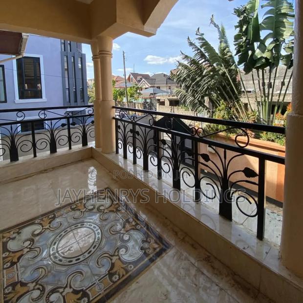 4bdrm House in Roysambu for rent