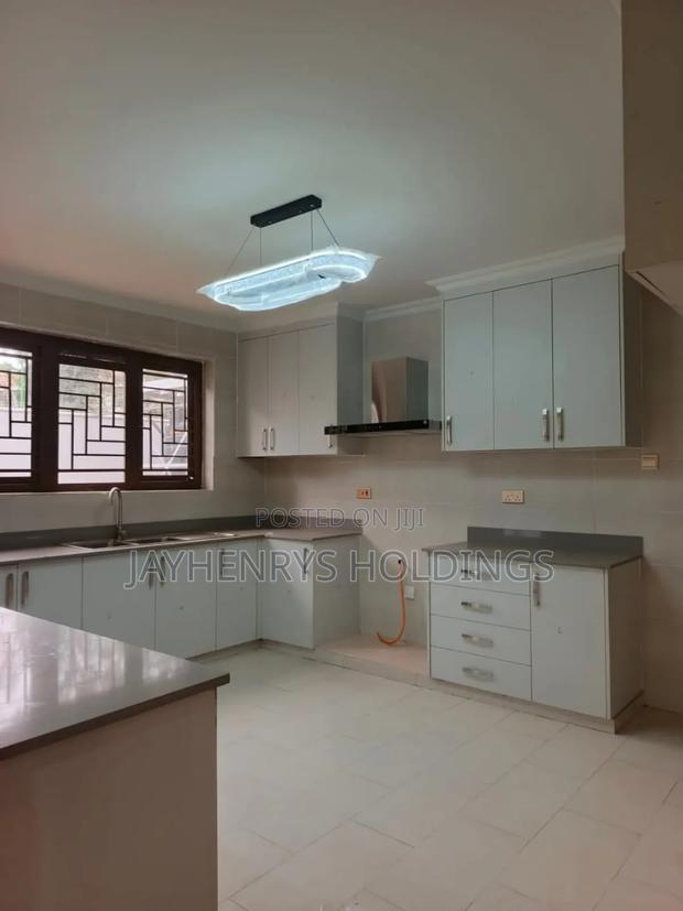 4bdrm House in Thome Estate, Roysambu for rent