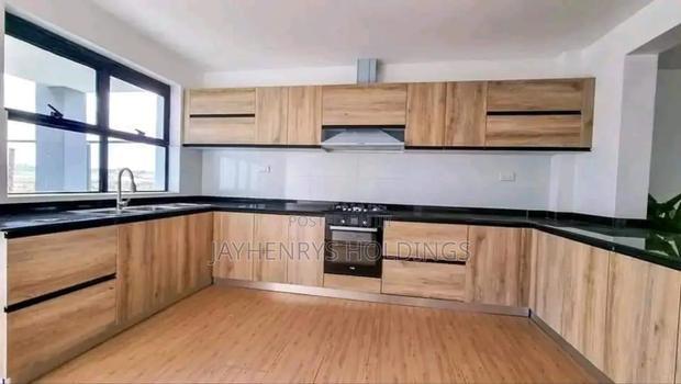 4bdrm Maisonette in Kamakis for sale