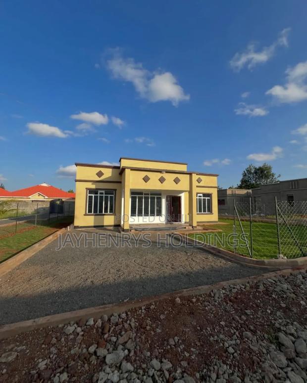 3bdrm Bungalow in Kimunyu, Kenyatta Rd for sale