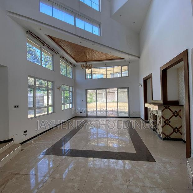 5bdrm House in Garden Estate, Roysambu for rent