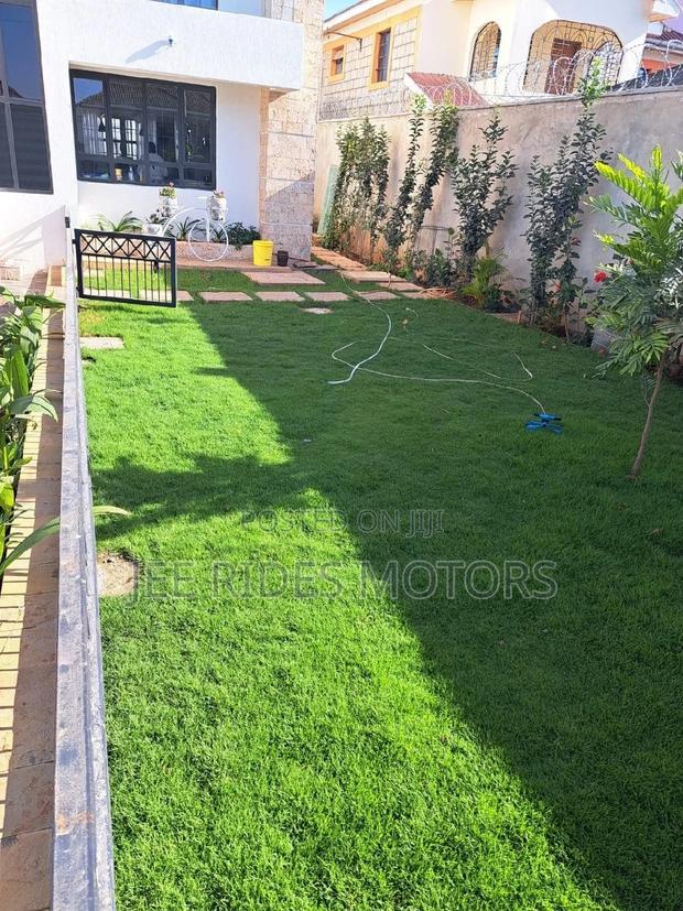 Furnished 5bdrm Maisonette in Syokimau, Nairobi Central for sale