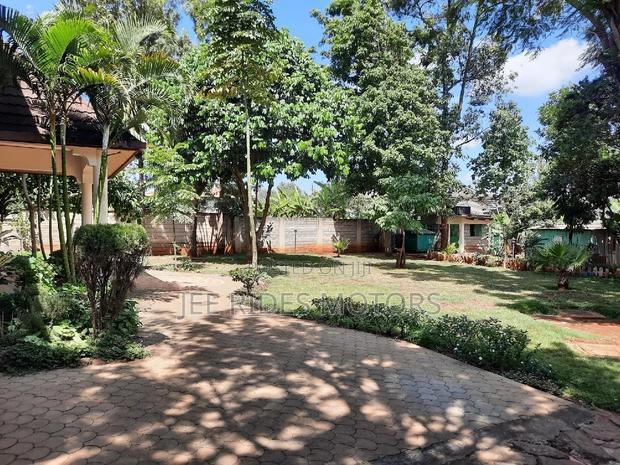 Furnished 8bdrm House in New Muthaiga, Nairobi Central for Sale