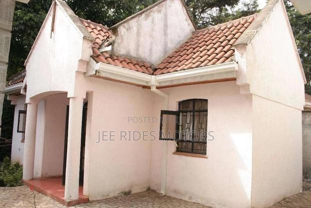 7 Bedroom House for Sale in Nyari Nairobi