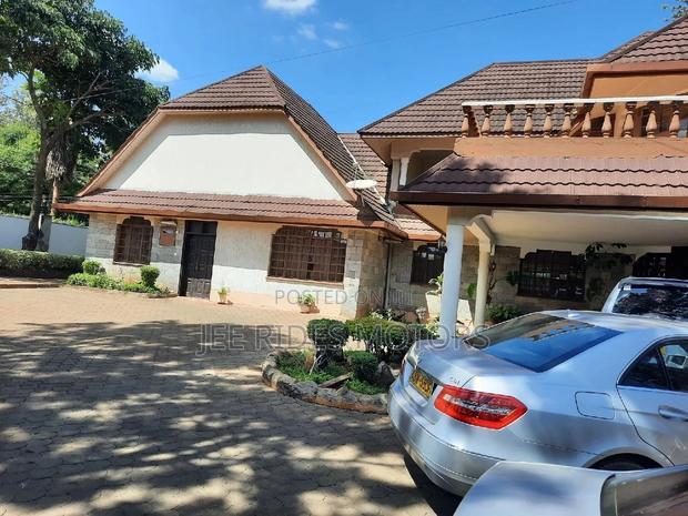 Furnished 8bdrm House in New Muthaiga, Nairobi Central for Sale