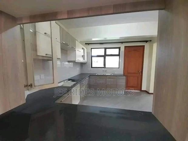 Furnished 5bdrm Maisonette in Gateway Mall, Nairobi Central for sale