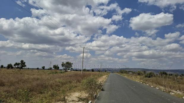 4600 Acres for Sale at Mombasa Rd