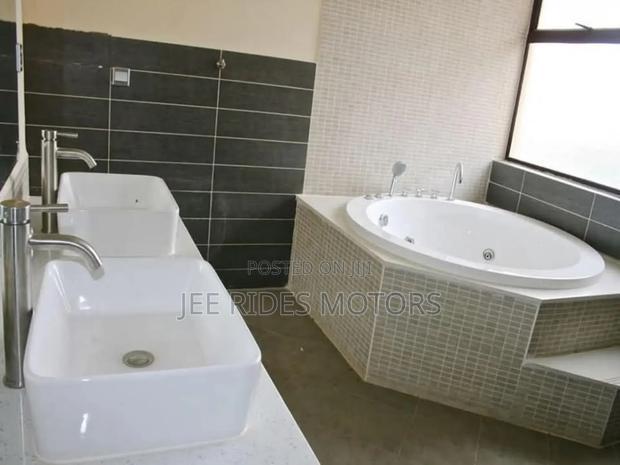 Furnished 5bdrm Maisonette in Miotoni Karen, Nairobi Central for sale