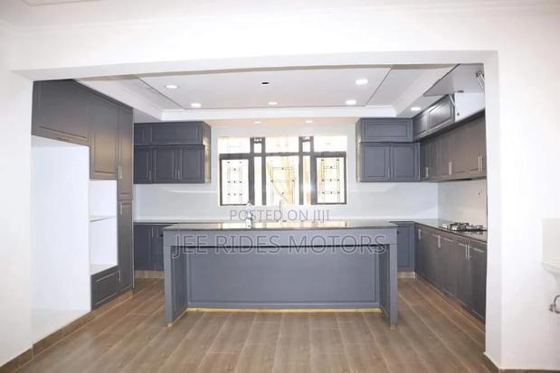 5bdrm Maisonette in Flama Properties, Nairobi Central for sale