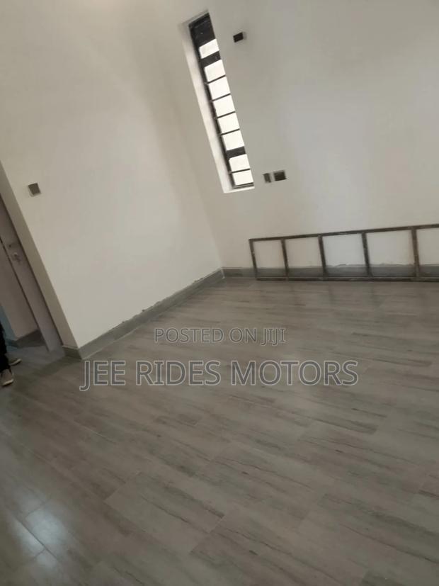 4bdrm Mansion in Membley, Nairobi Central for sale
