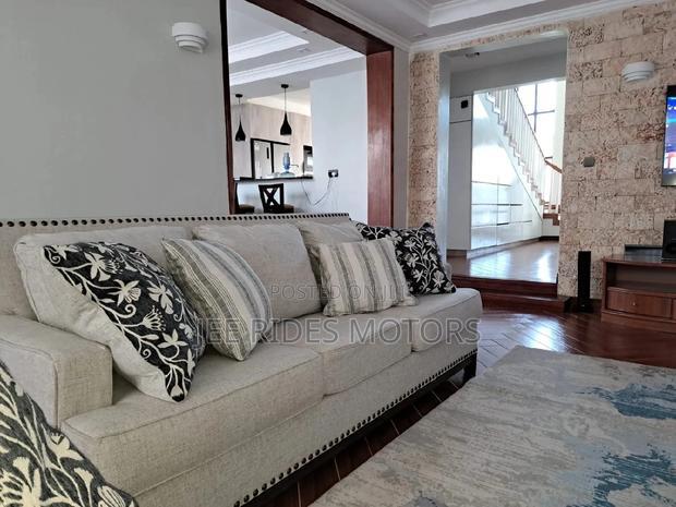 Furnished 5bdrm Maisonette in Syokimau, Nairobi Central for sale