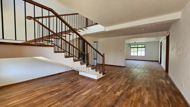 4bdrm Maisonette in Karen, Nairobi Central for sale