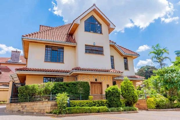 Furnished 6bdrm Mansion in Lavington, Nairobi Central for sale