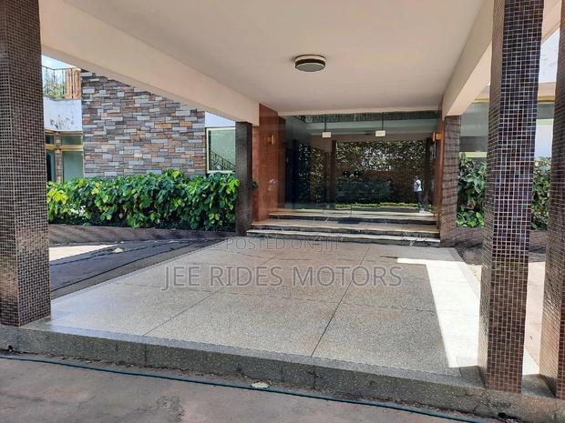 7 Bedroom House for Sale in Waiyaki Way