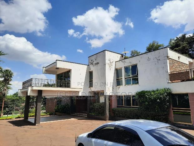 7 Bedroom House for Sale in Waiyaki Way