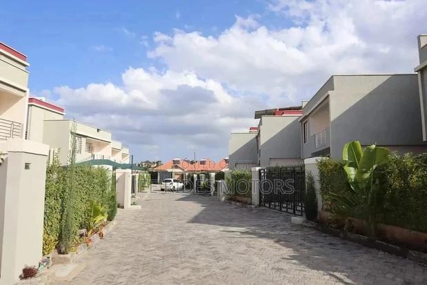 Furnished 4bdrm Villa in Kitengela, Nairobi Central for sale