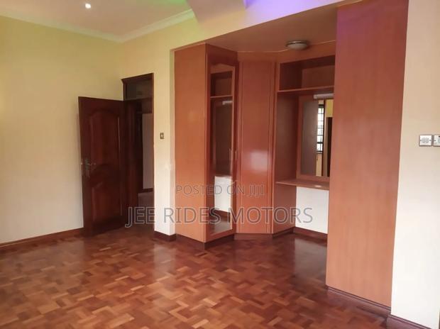 Furnished 5bdrm Maisonette in Runda, Nairobi Central for sale