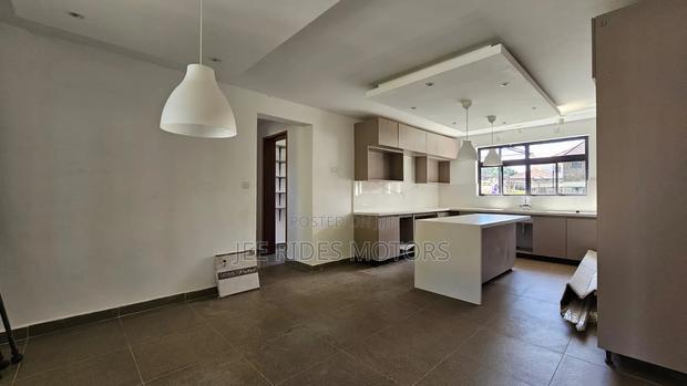 4bdrm Maisonette in Karen, Nairobi Central for sale