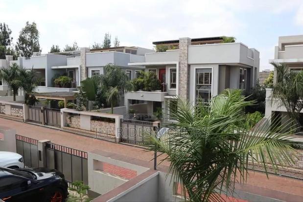 4bdrm Villa in Ruiru, Nairobi Central for sale