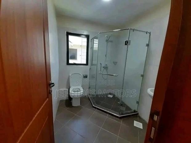 Furnished 5bdrm Maisonette in Gateway Mall, Nairobi Central for sale