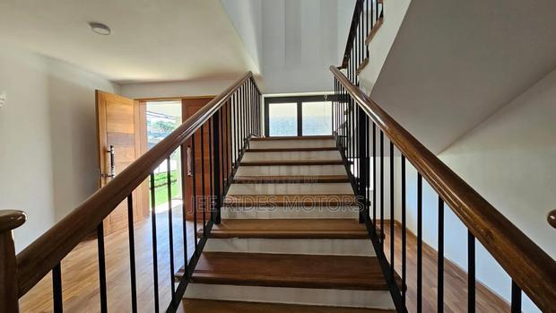 4bdrm Maisonette in Karen, Nairobi Central for sale