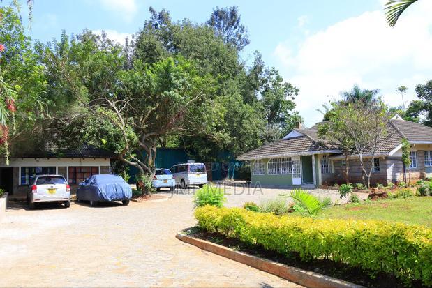 Quiet Serene Office in Garden Estate - Limited Units Left
