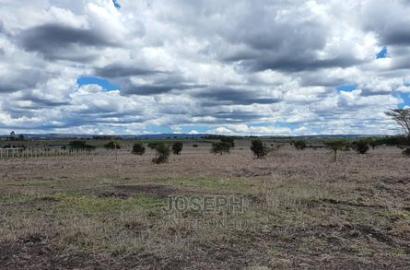 Isinya-Kiserian Road 1acre Subvidvied Into 1/8th Plots