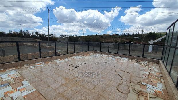 Corner Baridi Kiserian Spacious Restaurant for Sale