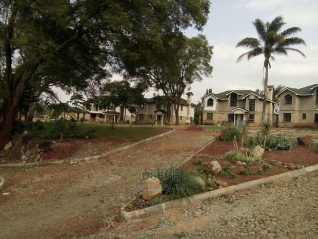 4bdrm Villa in Maporomoko, Riverside Estate for Sale