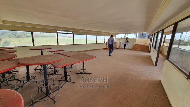 Corner Baridi Kiserian Spacious Restaurant for Sale
