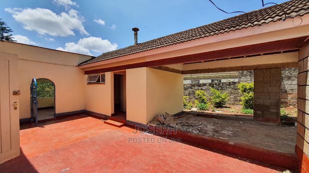 3bdrm Bungalow in Bendor Estate for Sale