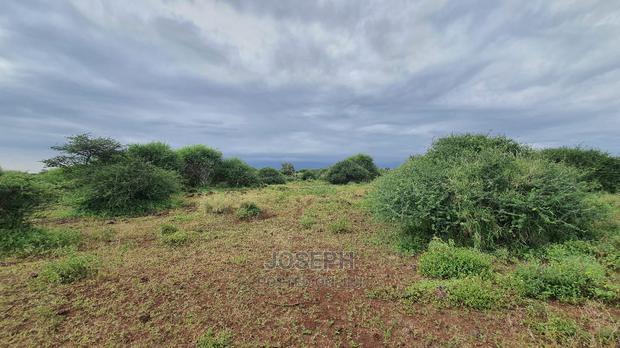 Kimana 60acres Near Sopa Lodge Amboseli