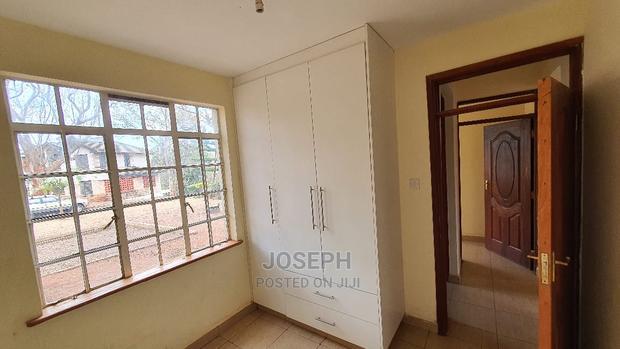 4bdrm Villa in Maporomoko, Riverside Estate for Sale