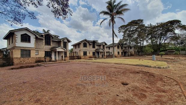 4bdrm Villa in Maporomoko, Riverside Estate for Sale