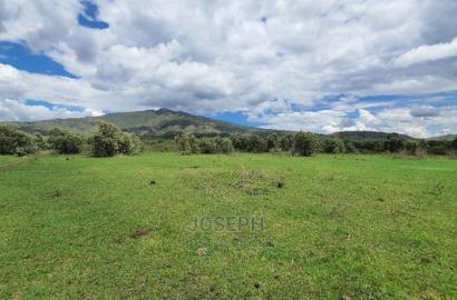 Charming Block of 112 Acres Naivasha Kedong