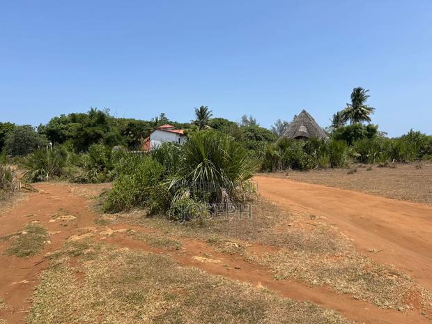 3acres Next Ukunda Airport To