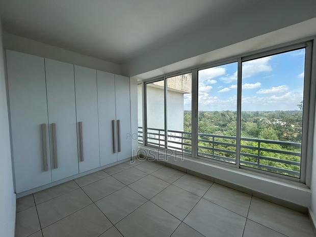 3bdrm Apartment in Parklands for rent