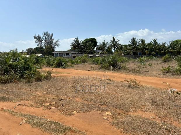 3acres Next Ukunda Airport To