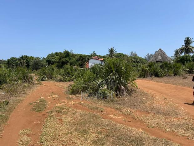 3acres Next Ukunda Airport To