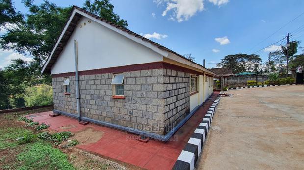 3bdrm Bungalow in Bendor Estate for Sale