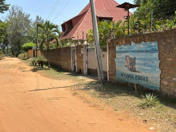 3acres Next Ukunda Airport To